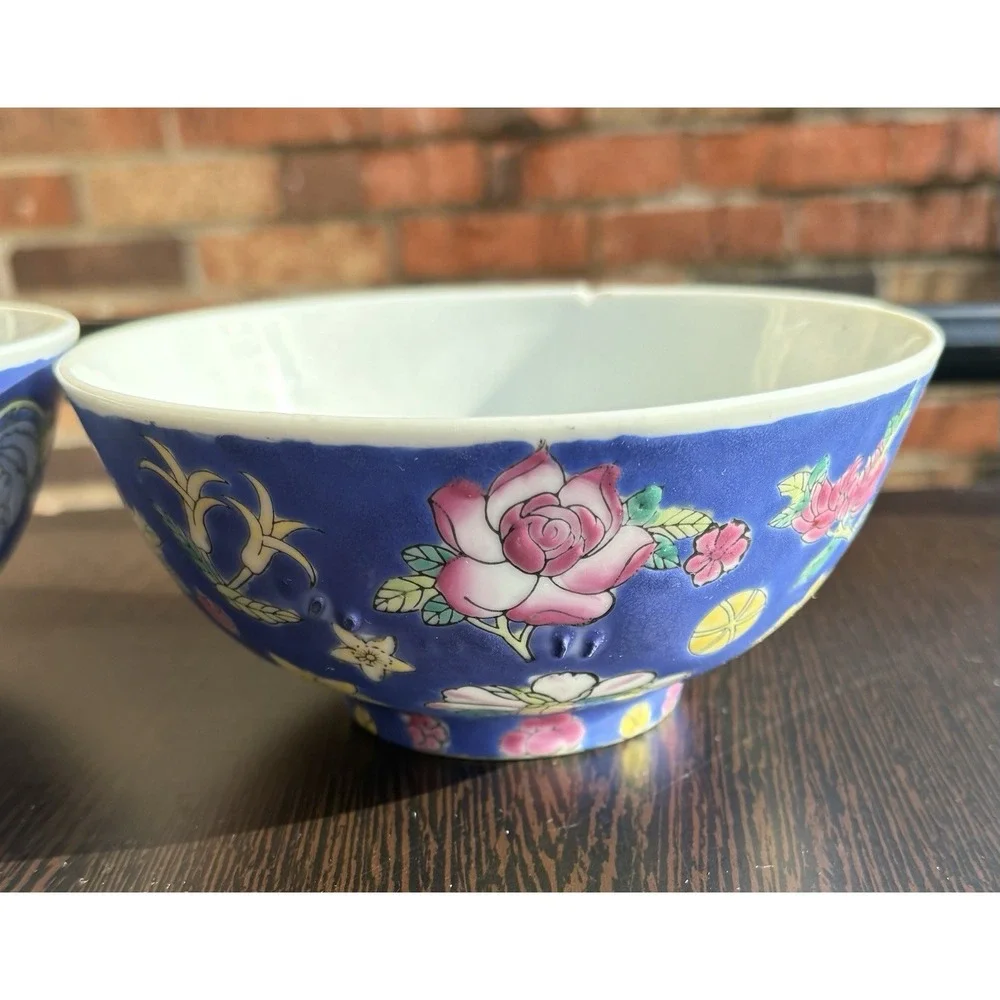 Set Of 2 Vintage Chinese porcelain bowls, likely in the Famille Rose Blue Floral